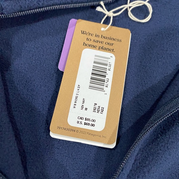 Woman’s Micro D 1/4 Zip, size XS - Picture 4 of 4